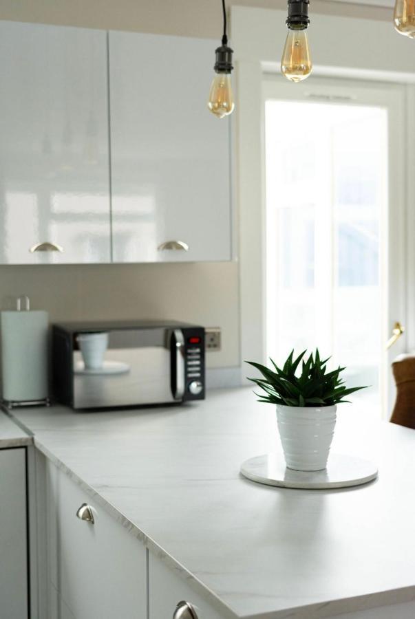 Lovely 2 Bed House In Питлохри Экстерьер фото